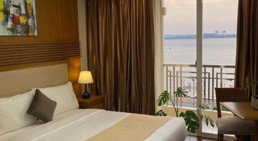 Subic Grand Harbour Hotel Subic Bay Olongapo Dış mekan fotoğraf